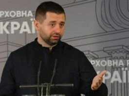 «Наша позиция не изменилась». Арахамия отрицает, что в ОП проводили совещание по подготовке к выборам