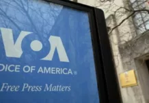 В США суд обязал администрацию Трампа возобновить работу Голоса Америки