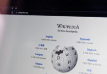 «Риски и расходы». Сканеры данных для ИИ истощают ресурсы владельцев Википедии