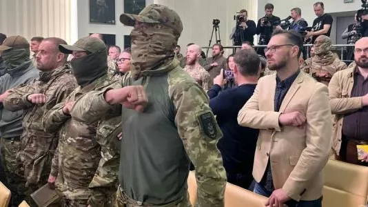Правительство упростило набор иностранцев в ряды ВСУ по контракту