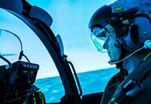 Airbus показал кабину истребителя будущего