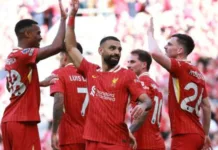 Ливерпуль стал чемпионом Англии по футболу и повторил рекорд Манчестер Юнайтед