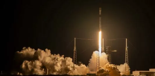 Новый рекорд. SpaceX смогла вернуть ракету Falcon 9 на Землю 27 раз — фото