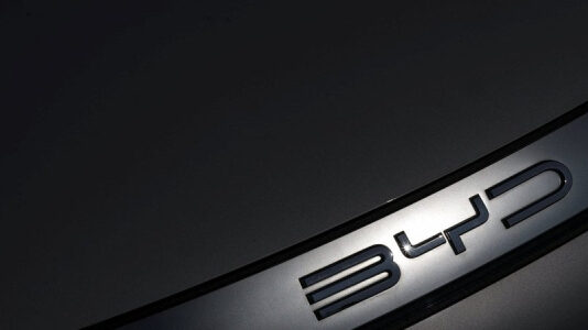 Tesla отстает. BYD отчитался о рекордных продажах в первом квартале