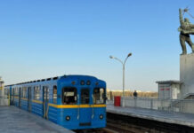 В Киеве движение между станциями метро Лесная и Днепр восстановят на день раньше