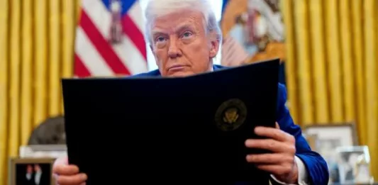 «Решение от всего сердца»: Трамп объяснил внезапное приостановление действия пошлин на импорт в США