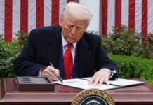 «Экономическая война». Лучшие обложки мировых СМИ о новых импортных пошлинах США, которые ввел Трамп