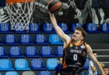 «Начинал здесь играть». Украинский спортсмен отреагировал на удар России по Кривому Рогу — фото