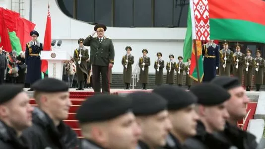 Военный эксперт объяснил, почему белорусские войска не вторглись в Украину вместе с российскими