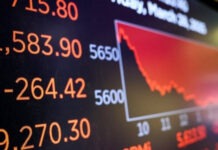 Фьючерсы на американские акции снизились после объявления новых тарифов