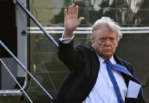 Раньше Трамп мог шантажировать Украину помощью, сейчас подписывать унизительный мир нет смысла — эксперт