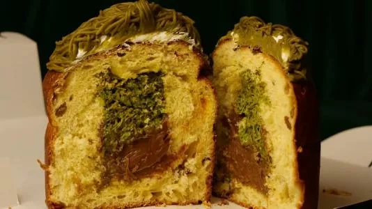 С CBD и дубайским шоколадом. Необычные паски от кондитеров Украины к Пасхе 2025
