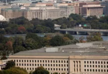 В Пентагоне отстранили уже третьего высокопоставленного чиновника из-за подозрений в утечке информации — СМИ