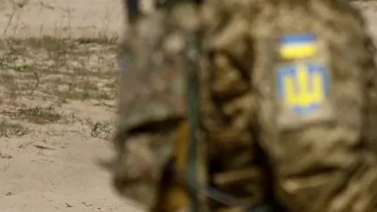 Льготы 2025. Назначат ли помощь военнослужащему, который в плену и данные о нем есть в реестре ветеранов