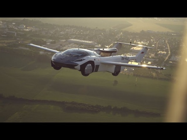 Летающий автомобиль AirCar отправится к первым покупателям уже в начале 2026 года