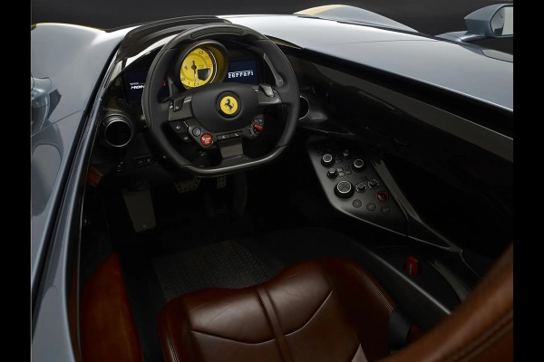 Ferrari намекнула на возвращение «механики» в свои гиперкары