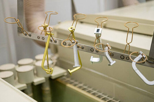 Специалисты «Решетнева» активно наращивают производство волноводов