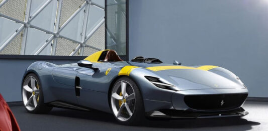 Ferrari намекнула на возвращение «механики» в свои гиперкары