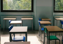 В Китае начали отключать чат-боты на время государственных экзаменов