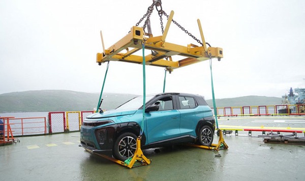 Российский электрокар «Атом» отправили на тесты в Арктику