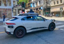 Роботакси незаметно превращаются в инструмент тотальной слежки