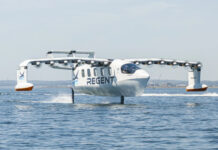 Американский экраноплан Viceroy умеет летать, плавать и рассекать воду на подводных крыльях