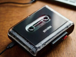 Maxell представила кассетный плеер MXCP-P100 в стиле ретро