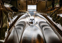 Ferrari строит 30-метровую яхту, которая может летать над водой и не нуждается в двигателе