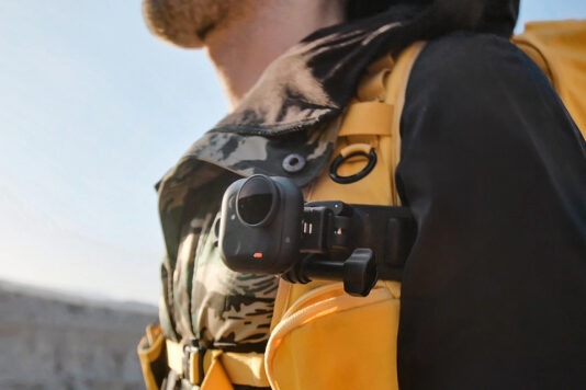 Insta360 выпустила экшн-камеру GO Ultra размером меньше кейса от наушников