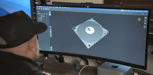 Ютубер Polymatt воссоздал с нуля классическую дискету