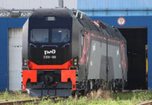 Электровоз «Орлец» модели 2ЭС11 получил российский двигатель