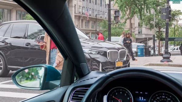 У современных автомобилей намного больше слепых зон, чем у их аналогов 25 лет назад