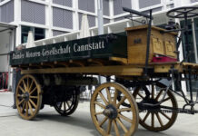 Компания Daimler восстановила свой самый первый грузовик