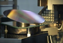 Российский 350-нм фотолитограф готов к массовому производству