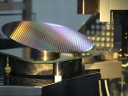 Российский 350-нм фотолитограф готов к массовому производству