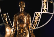 В уникальных часах La Quête du Temps трудится маленький искусственный астроном