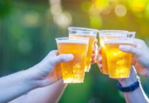 Любители пива привлекают на 35% больше комаров