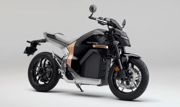 Первый электромотоцикл Honda выходит на мировой рынок