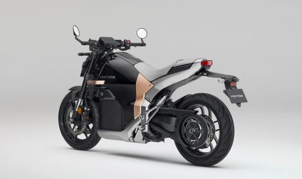 Первый электромотоцикл Honda выходит на мировой рынок