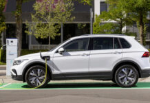 Подключаемые гибриды загрязняют воздух практически наравне с бензиновыми автомобилями