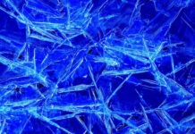 Ученые обнаружили лед, который образуется при комнатной температуре