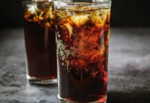 Врачи исцелили женщину при помощи диетической колы