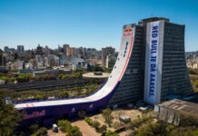 Бразильский небоскреб превратили в самую большую в мире рампу для скейтбординга