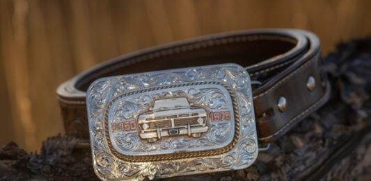 Пряжка Truckle надежно сохранит внутри брелок от пикапа F-150