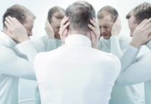 Причиной возникновения голосов в голове у шизофреников является сбой внутреннего монолога