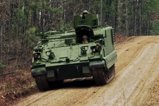 BAE Systems и компания Forterra превратят новую американскую БМП в боевого робота