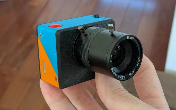 Энтузиаст переделал старую оптическую мышку в видеокамеру