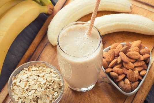 Ученые назвали банан самым коварным компонентом смузи