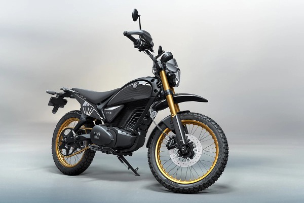 Технологичный скремблер S6 от Royal Enfield появится в продаже в конце 2026 года