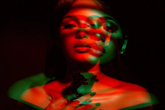 ИИ-артисты прочно обосновались в крупнейших музыкальных чартах